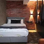 Nomad Hub Hotel