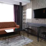 Nomad Hub