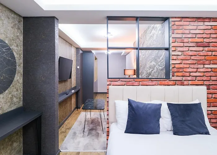 מלון Nomad Hub *