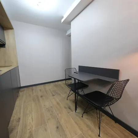 Otel Nomad Hub *