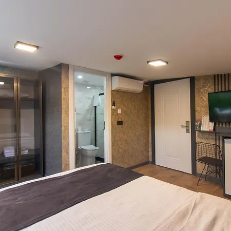 Otel Nomad Hub *